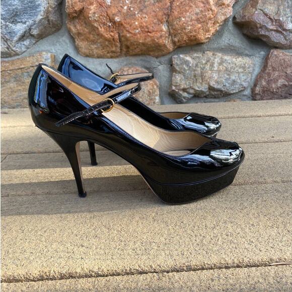 Tribute Pumps Yves Saint Laurent High Heels - Picture 1 of 13
